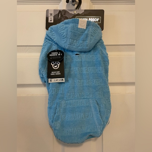 CANADA POOCH beach bum towel hoodie
size 14โ 35cm - Picture 4 of 5